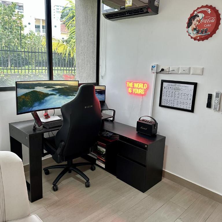 Luxury loft with home theater & pool, Buenavista top location - Two-Bedroom Apartment with Balcony and Terrace - 32