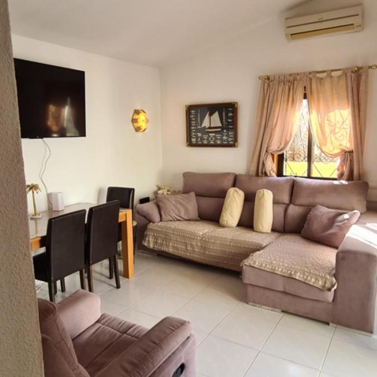 Caleta Beach House - Two-Bedroom House - 8