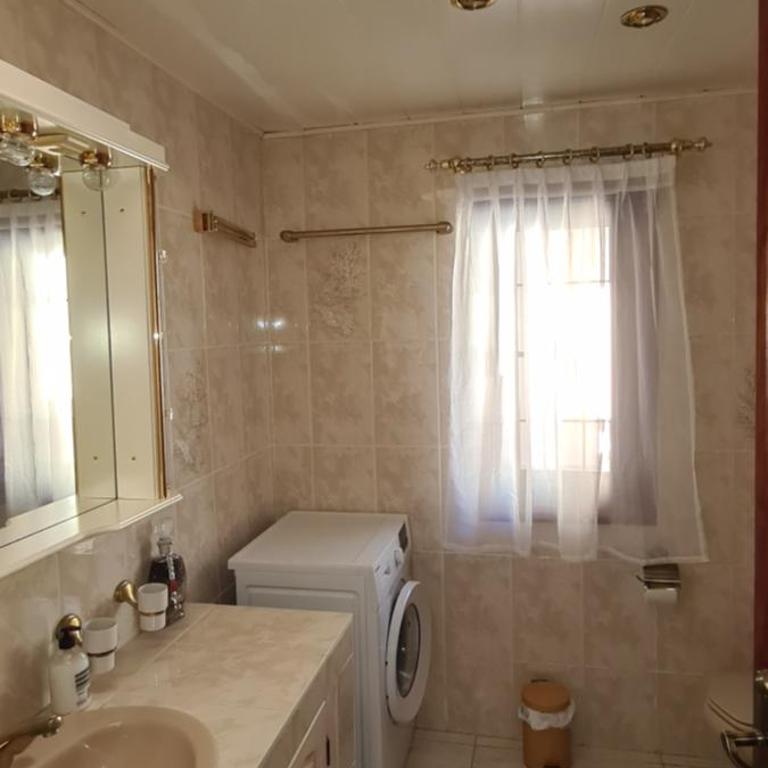 Caleta Beach House - Two-Bedroom House - 28