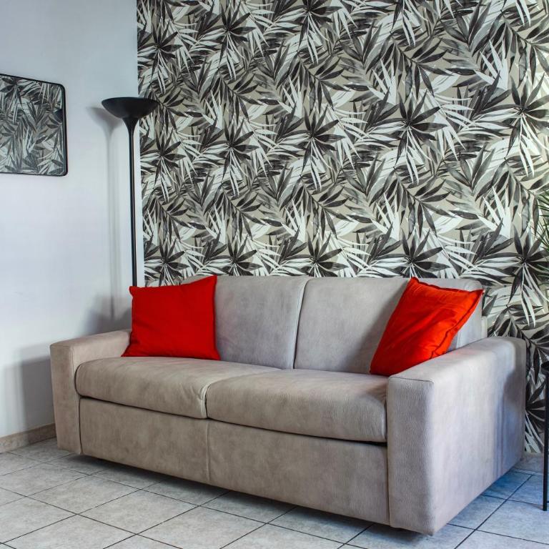 Appartamento con balcone - a 10 minuti dalla metro - Appartamento con 1 Camera da Letto - 3