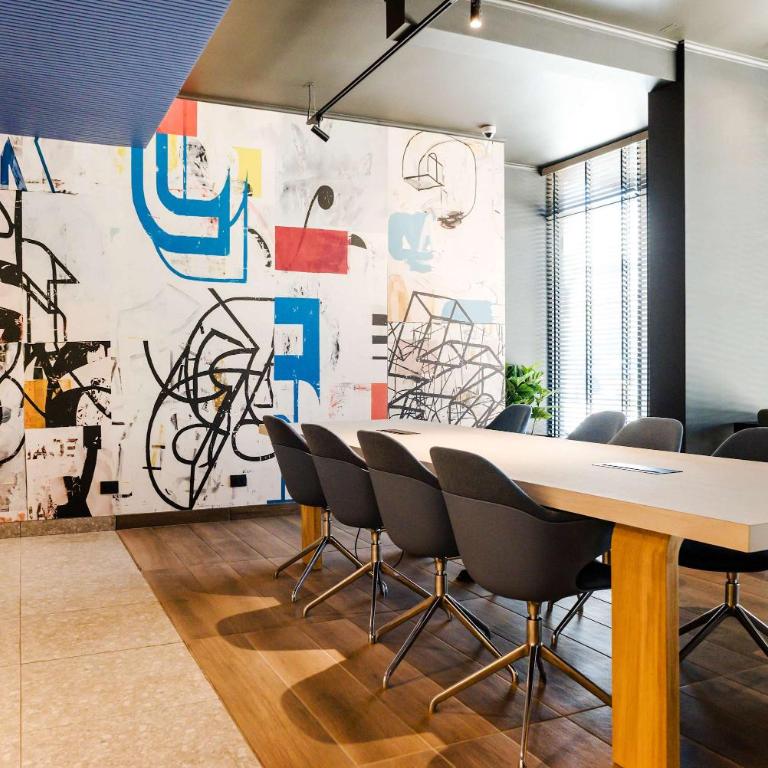 Modern 2BR Flat for 5 in Lively Las Condes Oasis - Apartment - 42