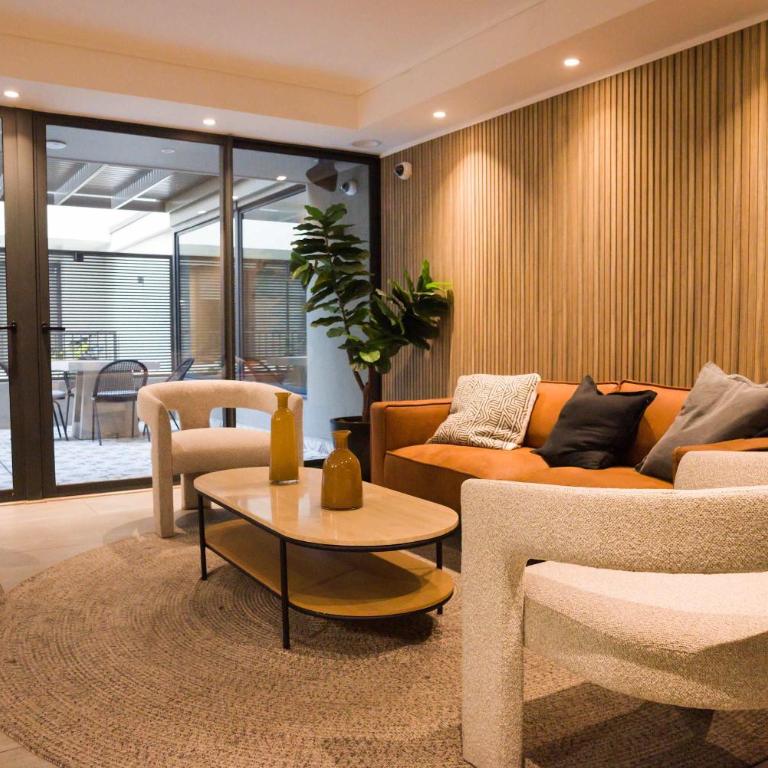 City Studio Explore the City Stay for 2 Guests - Studio - 32