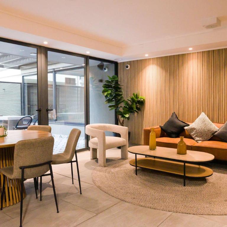 City Studio Explore the City Stay for 2 Guests - Studio - 40