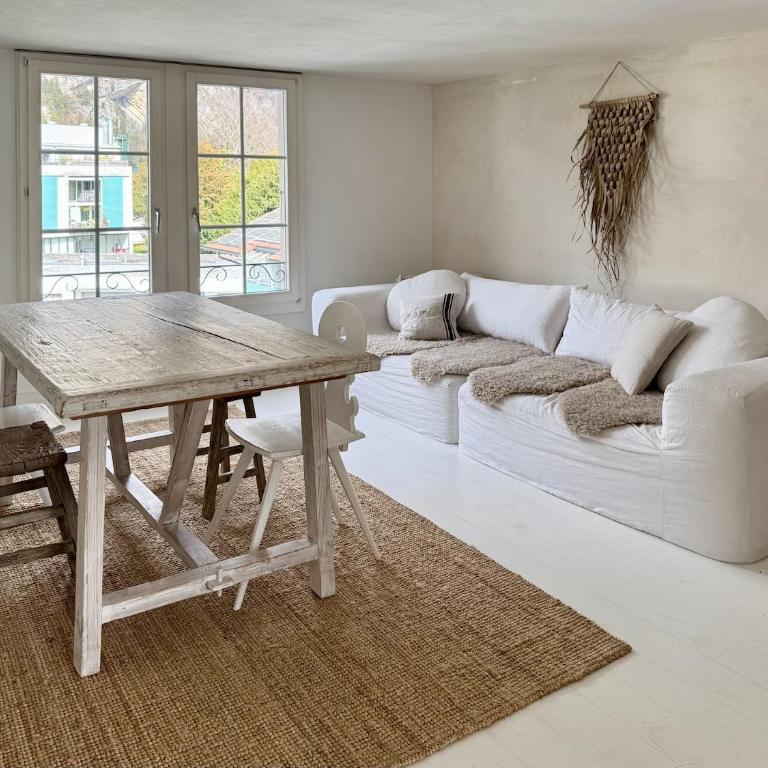 NI FRAVI Holiday Apartments, Interlaken West - Two-Bedroom Apartment with View - 18
