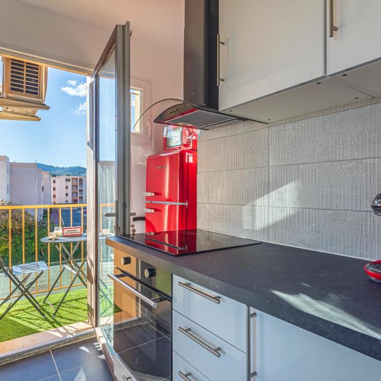 Studio Mer et Mimosa - 2 km de la plage - Estudio - 9