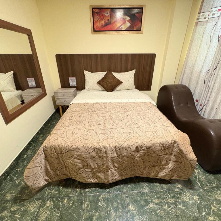 Hostal Mayra Breña - Standard Queen Room - 4