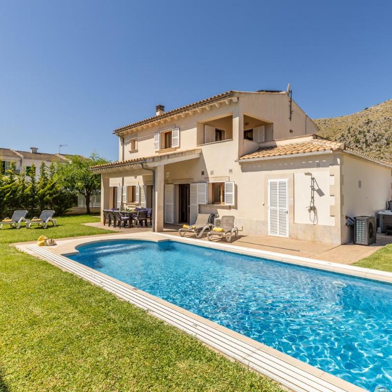 Villa Nelly 15 min from the beach - Casa de 4 dormitorios - 1