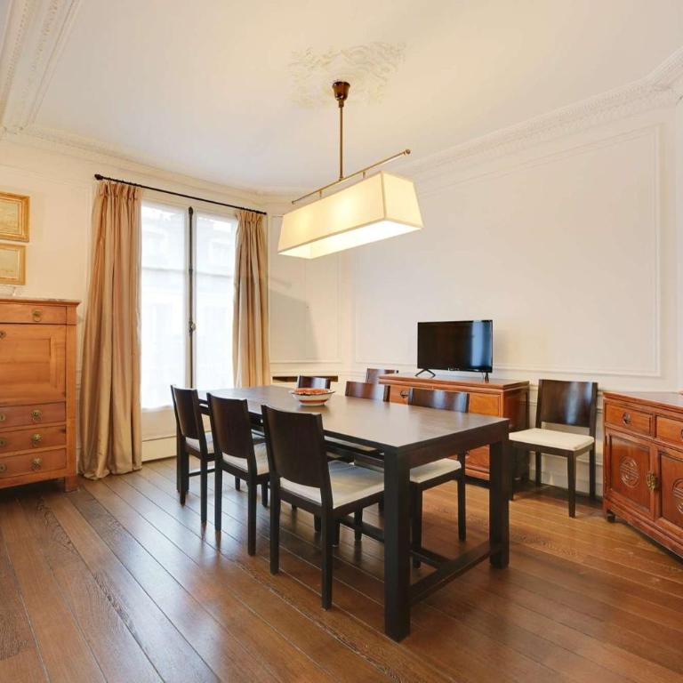 Marais 2B with Balcony by Melvane Luxury - Apartment - 4
