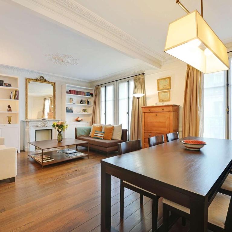 Marais 2B with Balcony by Melvane Luxury - Apartment - 17