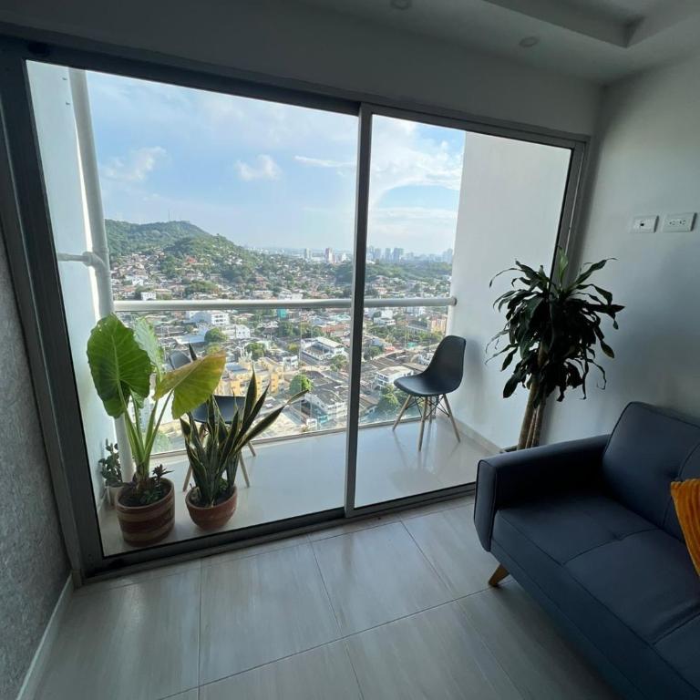 Alina Beautiful Cartagena Apartment - Three-Bedroom Apartment - 8