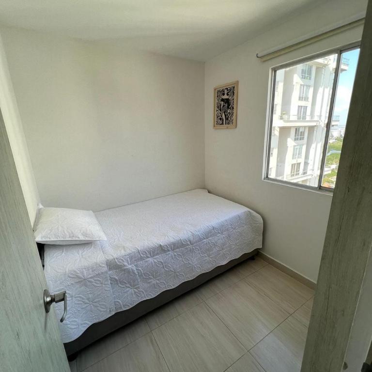 Alina Beautiful Cartagena Apartment - Three-Bedroom Apartment - 11