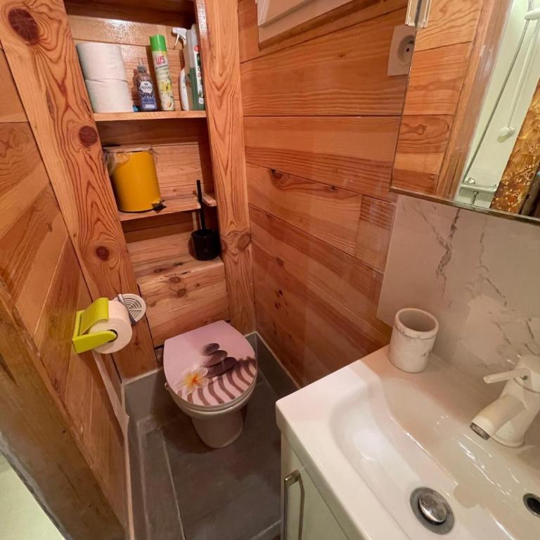 Gite indépendant, calme, campagne, style intérieur chalet - Appartement 1 Chambre - 12