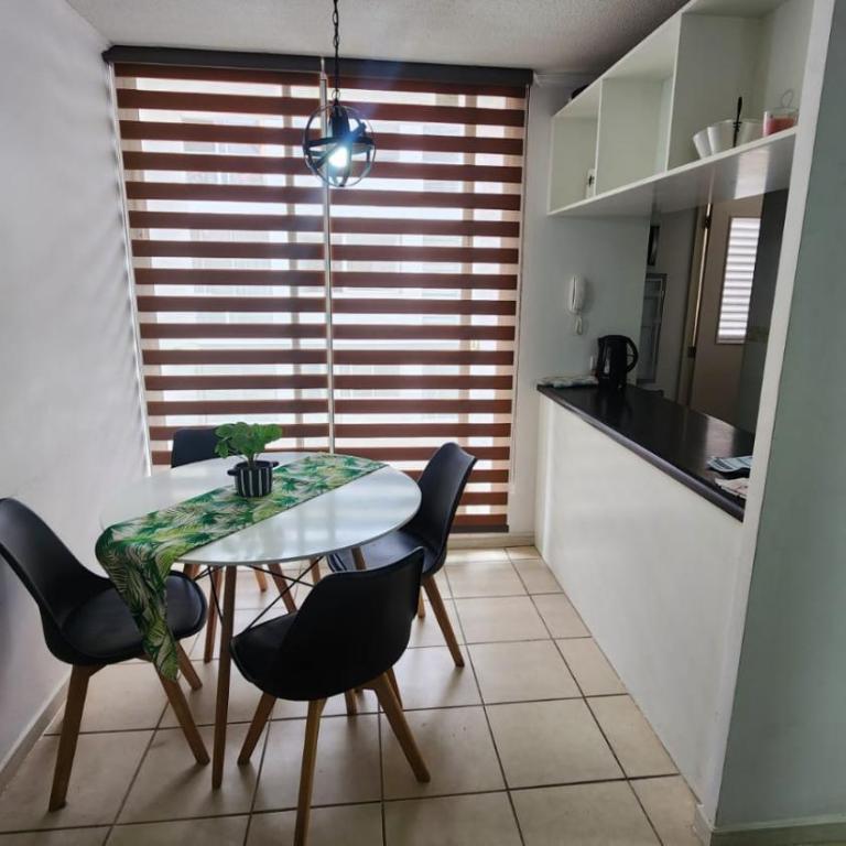 Departamento La Serena 2D 1B a 3 cuadras del faro y la costanera - Apartamento de 2 dormitorios - 3