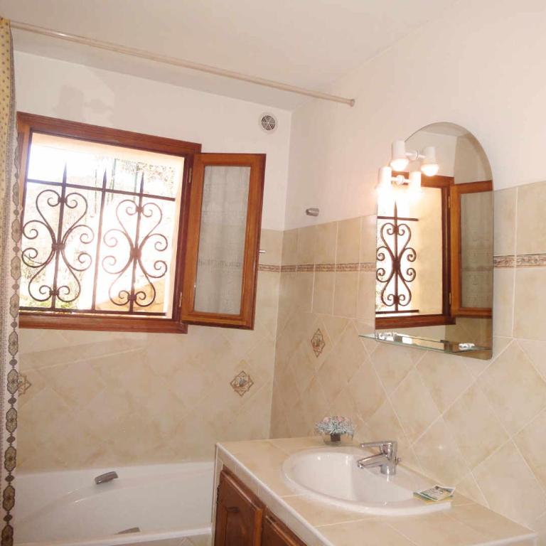 LOCATIONS-06 LA PASCALINE MEUBLÉ 4**** 30MN MER - Appartement 1 Chambre - 3