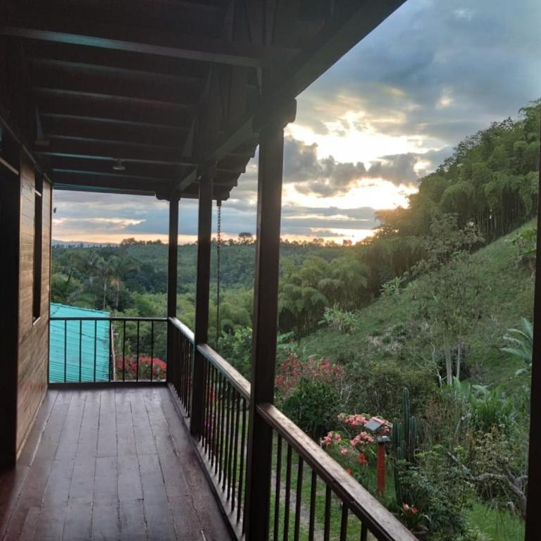 Finca Turistica Los Almendros Del Rio - Four-Bedroom House - 8