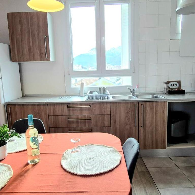 Cosy Chic au coeur de Lourdes-Wifi-Parking - Two-Bedroom Apartment - 7