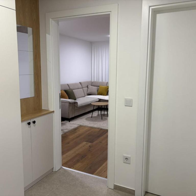 Quattro Apartman Free Private Parking - Apartman sa 1 Spavaćom Sobom - 13