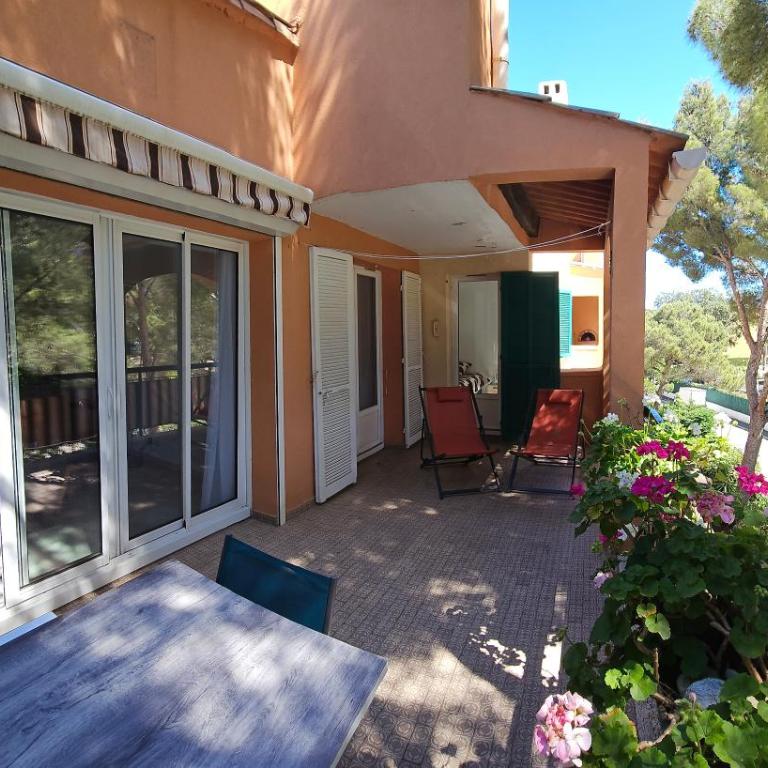 Appartement proche centre-ville et plages - Apartment mit 2 Schlafzimmern - 9