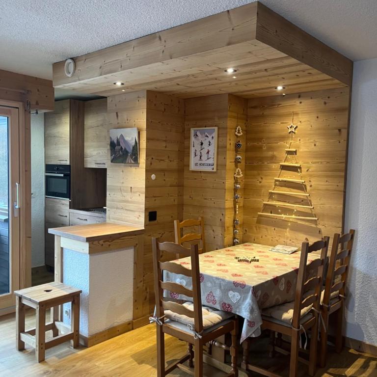 Carroz d Araches , 2 pièces rénové vue montagne, 4 personnes, 3 min du centre, parking,balcon - Appartement 1 Chambre avec Balcon et Vue sur les Montagnes - 6