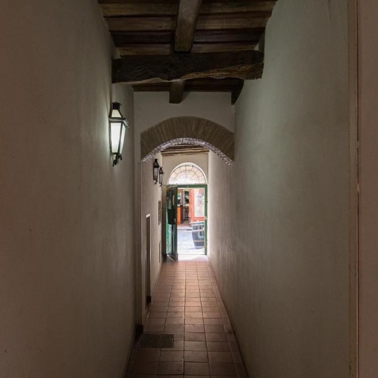 Trastevere Art and Books Luxury Apartment - Appartamento con 3 Camere da Letto - 8