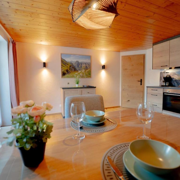 Wohlfühl Auszeit in den Bergen - Apartment mit 1 Schlafzimmer, Balkon und Bergblick - 4