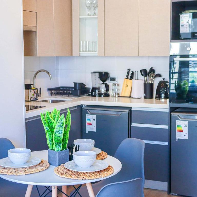 HOM I AireAcond Wifi Piscina Gym MetroSanta Isabel - Apartamento - 4