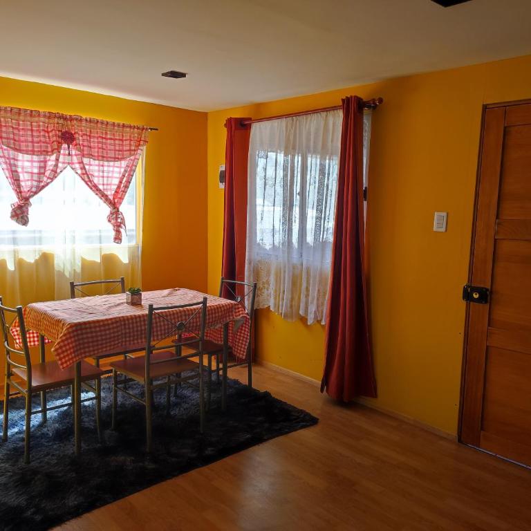 Carlos saund - Two-Bedroom Apartment - 1