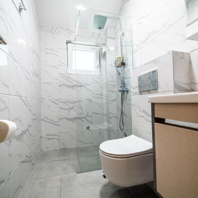 Vila Vrnjačka Banja - One-Bedroom Apartment - 2