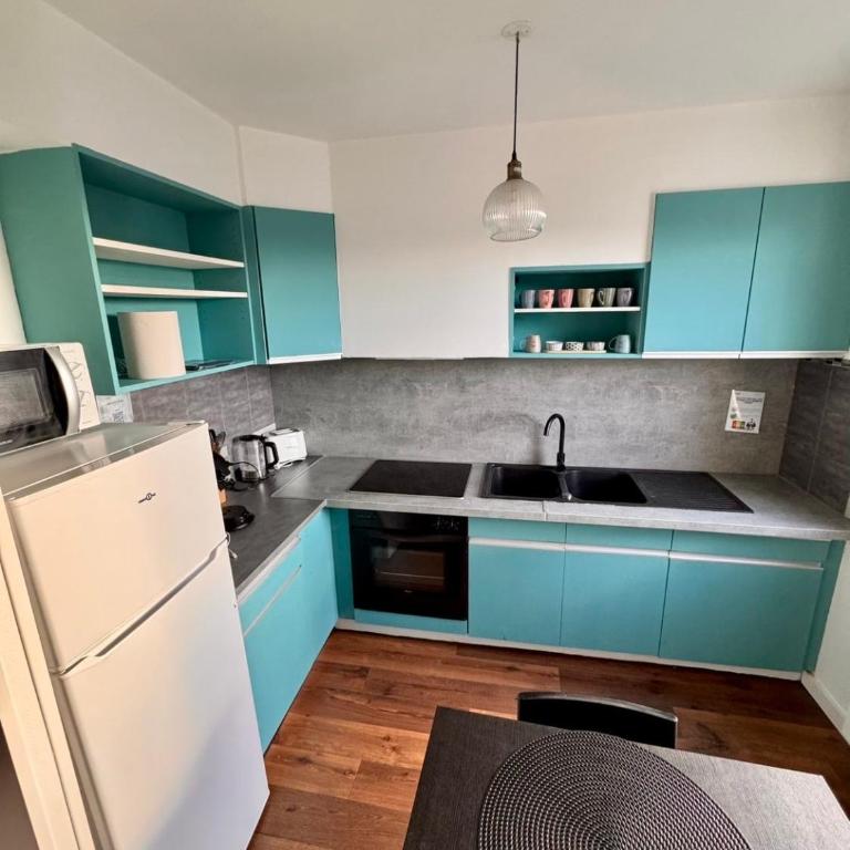 Joli appartement avec parking privé en plein centre ville - Appartement 2 Chambres - 8
