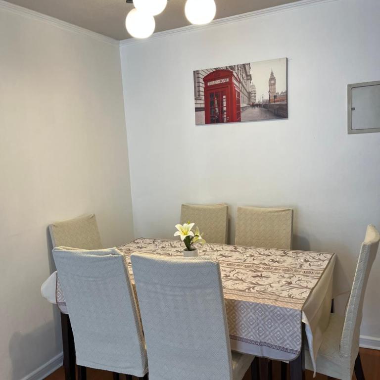 Departamento Amoblado Full Equipado - Apartamento de 2 dormitorios - 60