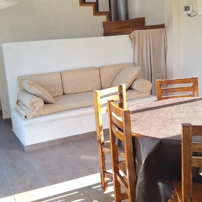 Flores de Chapadmalal Hospedaje - Casa de 2 dormitorios - 2