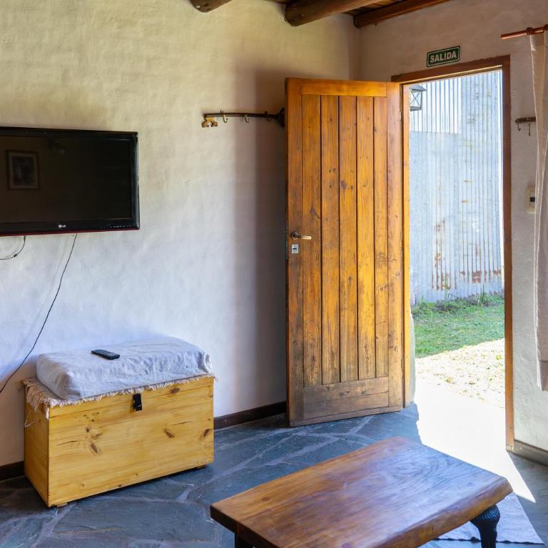 Paseo Iñaki - Two-Bedroom Apartment - 8