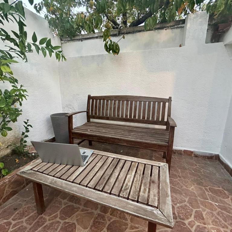 Piriapolis Centro Playa a una cuadra parrillero y cochera 4 habitaciones 3 banos - Four-Bedroom Vacation Home - 10