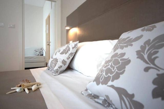 Hotel Annalisa - Family Room with Sea View - 3