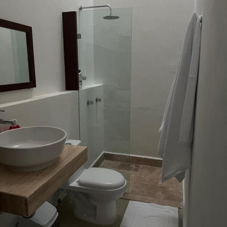 Hotelito DELI - Queen Room with Pool View - 9