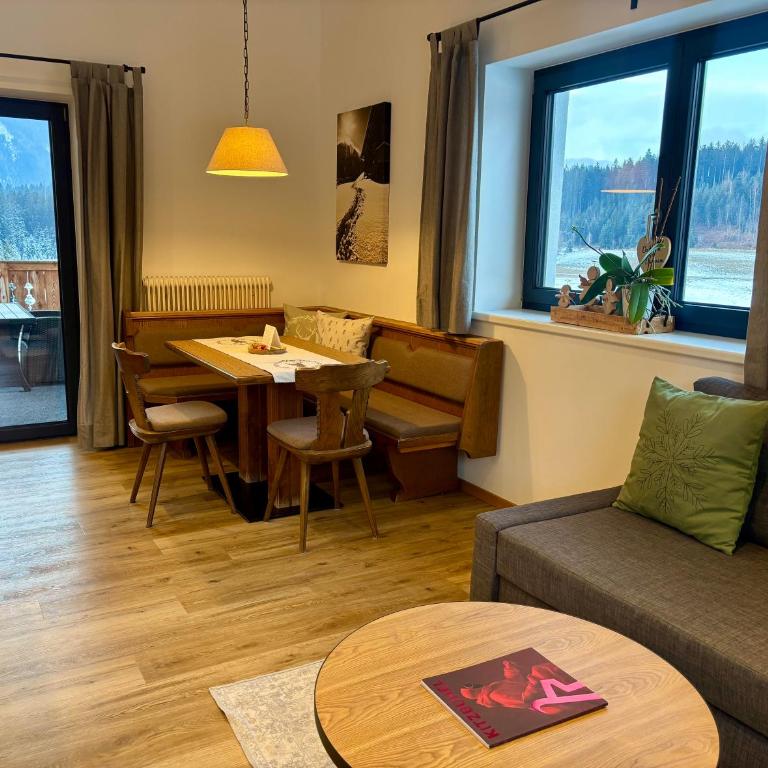Landhaus Barbara - Two-Bedroom Apartment with Shower - 21
