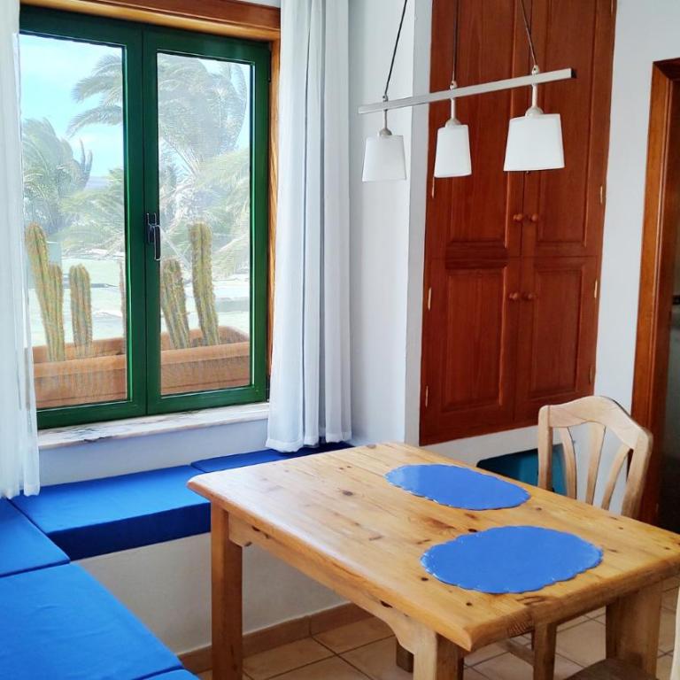 Lanzarote Beachfront Apartment on Las Cucharas Beach with a sea view - Apartamento de 1 dormitorio - 46