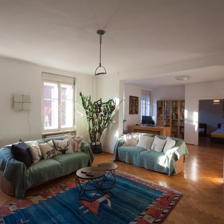 Großes Urbanes Design-Apartment mit 2 Balkonen - Apartamento con 4 dormitorios - 1