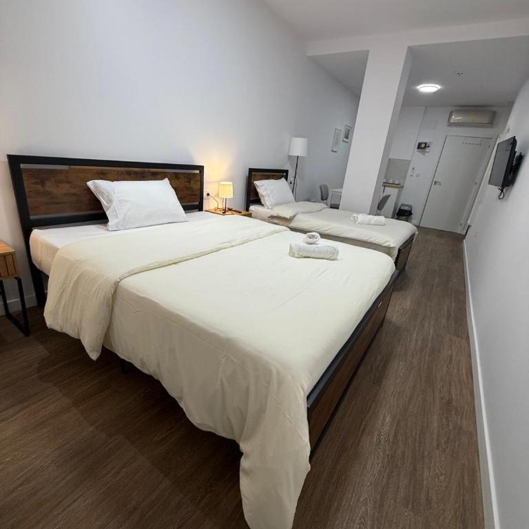 HS Beach - Habitación Familiar con vista lateral al mar - 8