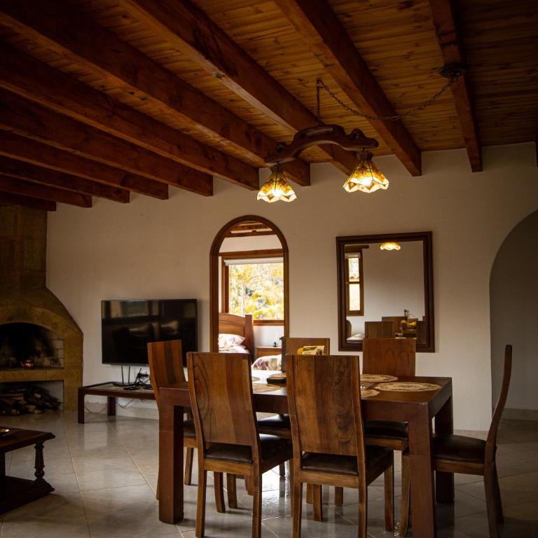 Casa de campo inmersa en belleza natural-Estancia Nirvana - Vacation Home - 26