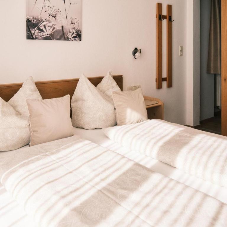 Haus Edelweiss - Apartment mit 3 Schlafzimmern und Dusche - 20