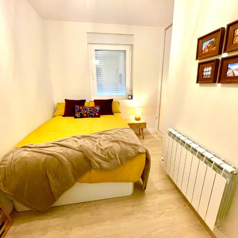 Hogar de 3 dormitorios acogedores - Three-Bedroom Apartment - 13