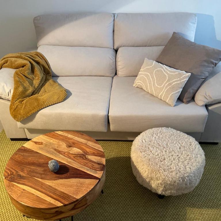 Hogar de 3 dormitorios acogedores - Three-Bedroom Apartment - 16