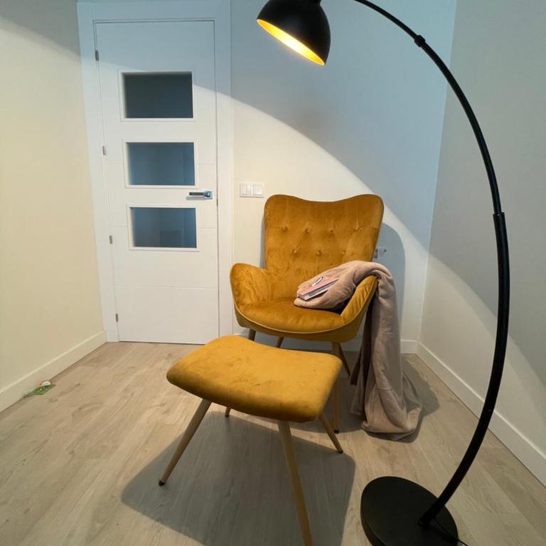 Hogar de 3 dormitorios acogedores - Three-Bedroom Apartment - 27