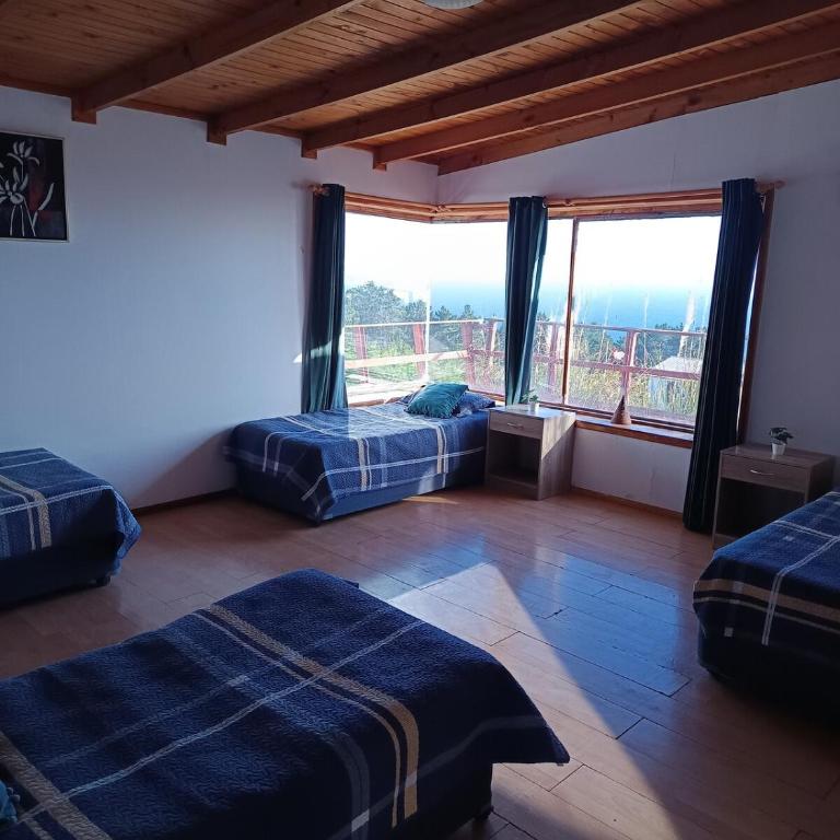 Cabaña con Piscina y Quincho en Laguna Verde - Four-Bedroom House - 11