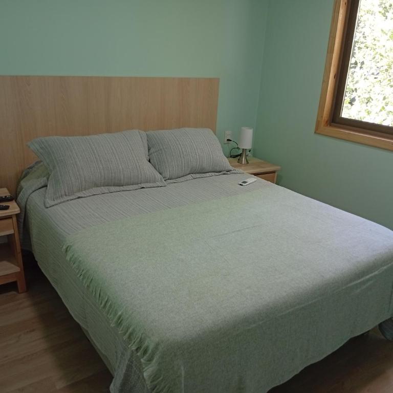 Loft Central - Double Room with Private External Bathroom - 1