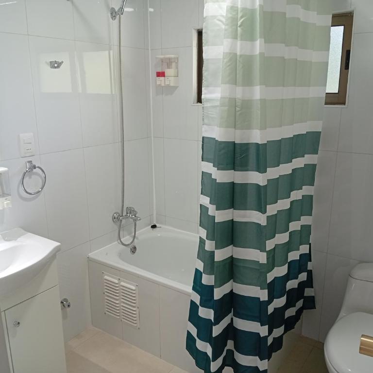 Loft Central - Double Room with Private External Bathroom - 4