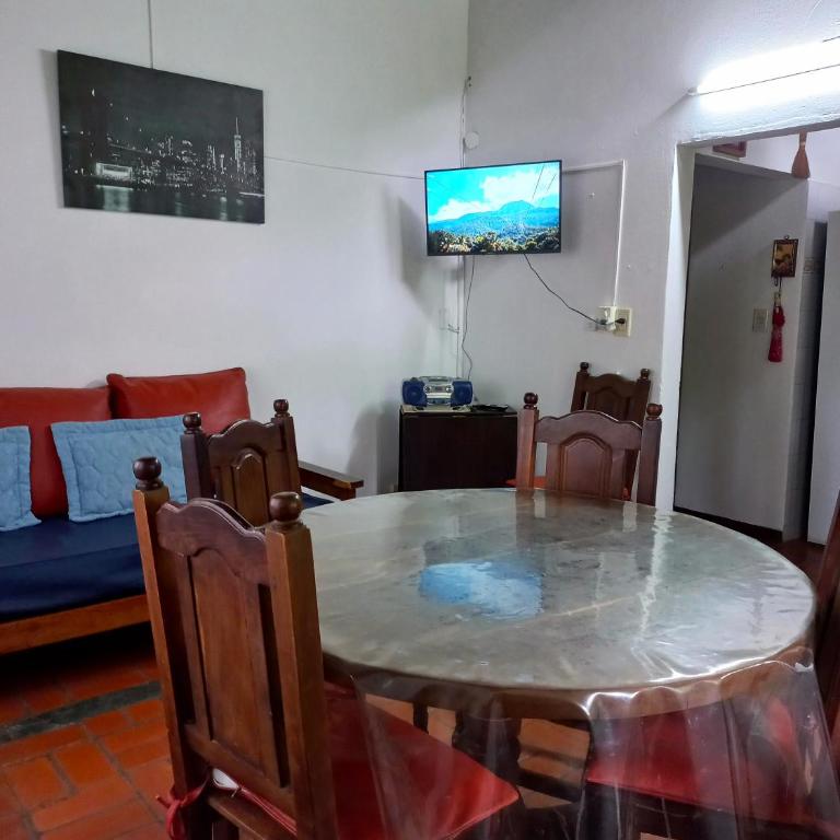Casa en Pinamar con Jardin - Two-Bedroom House - 7