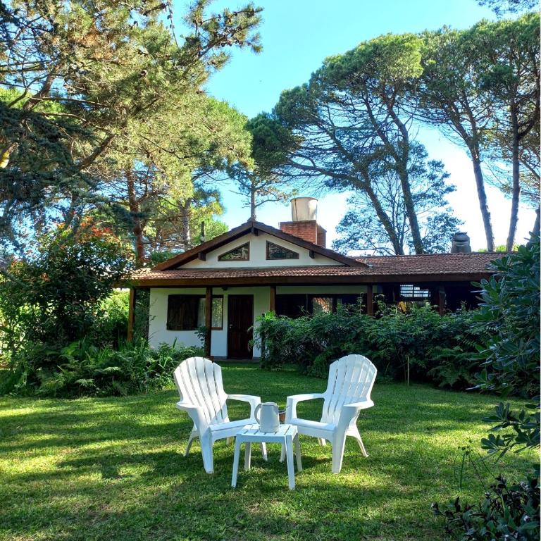 Casa en Pinamar con Jardin - Two-Bedroom House - 1