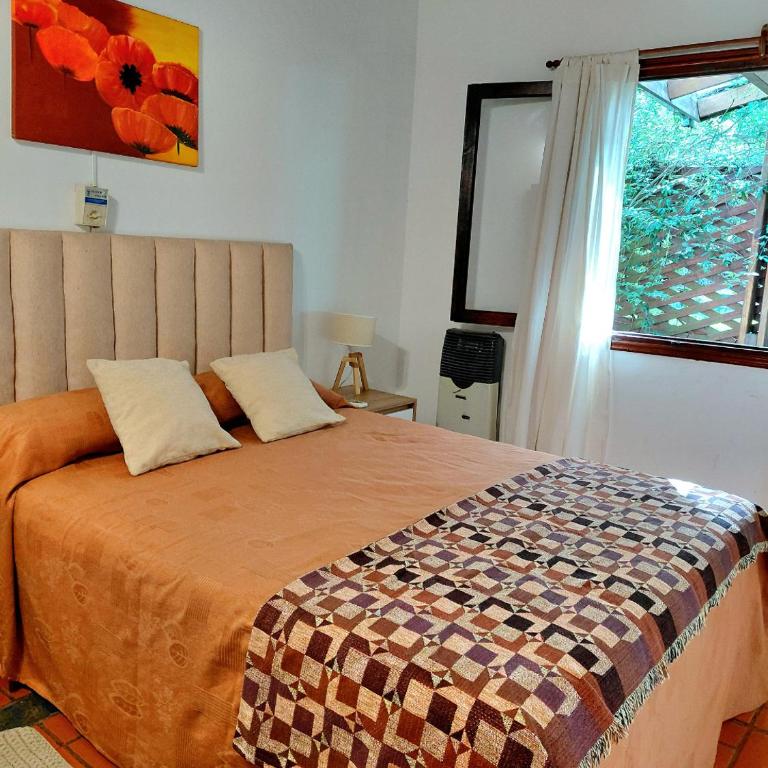 Casa en Pinamar con Jardin - Two-Bedroom House - 4